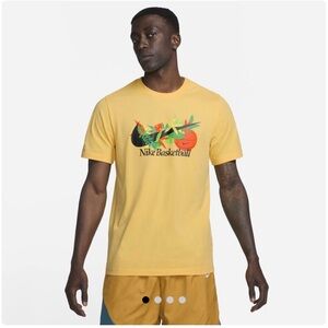 Nike Basketball Tropical Graphic Tee 🏀🌴 — Size M